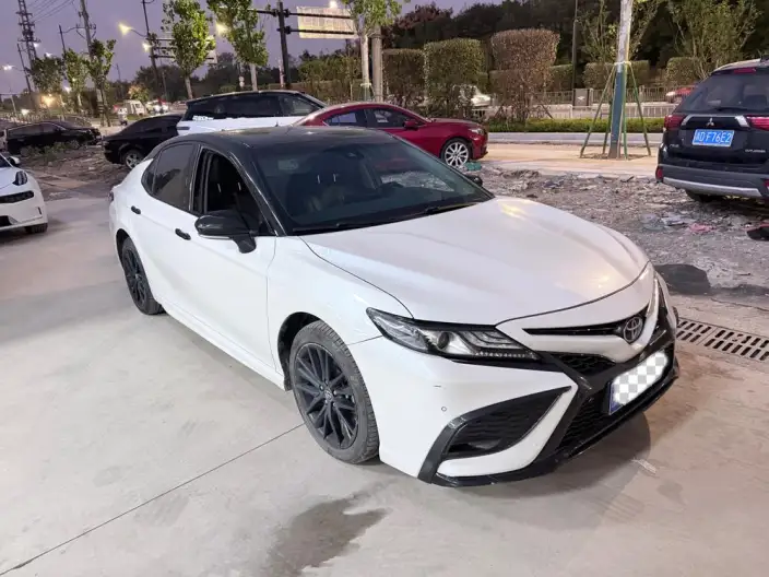 Toyota Camry 2022 Model 2.0G Deluxe Edition – фото 3