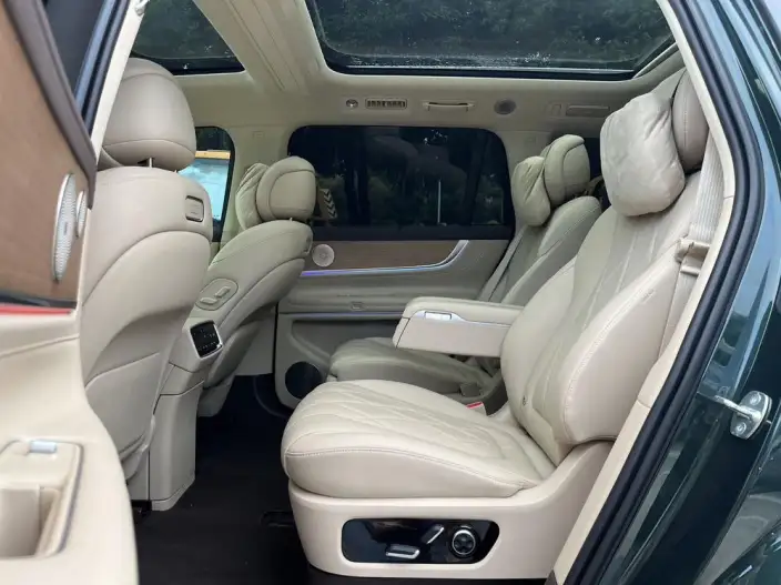 Aito M9 2024 Model Extended Range Ultra VI seat Edition – фото 9