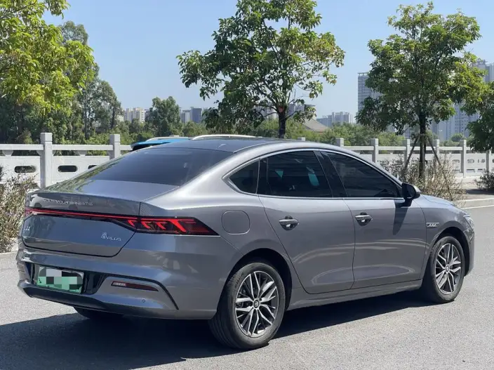 Qin Plus EV 2021 Model 400KM Luxury Model – фото 6
