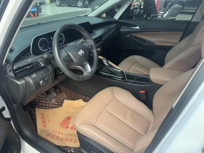 Buick GL6 2019 Model 18T 6 seat Connected Noble Model China VI – фото 1
