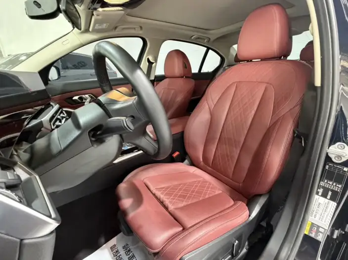 BMW i3 2023 Model eDrive35L – фото 7