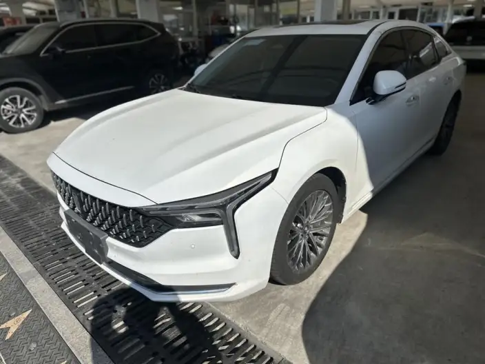BESTUNE B70 2022 Model Third generation 1.5T Automatic Exclusive Model – фото 1