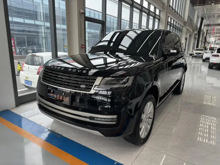 Range Rover 2025 Model 3.0 L6 360PS Shengshi Edition