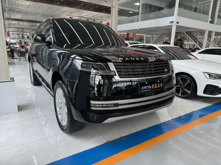 Range Rover 2025 Model 3.0 L6 360PS Shengshi Edition
