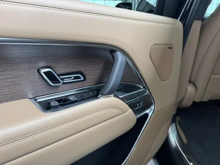 Range Rover 2025 Model 3.0 L6 360PS Shengshi Edition – фото 6