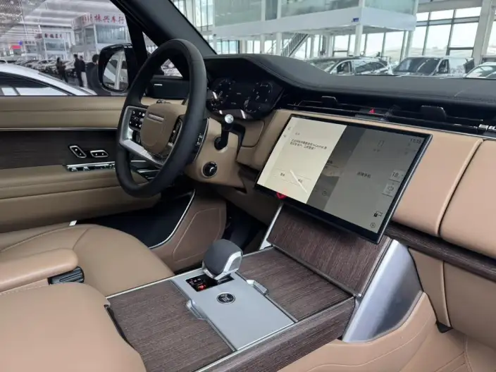 Range Rover 2025 Model 3.0 L6 360PS Shengshi Edition – фото 8