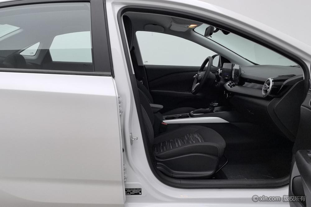 Chevrolet Corolla 2024 1.5L Dual Clutch Enjoyment Edition – фото 24