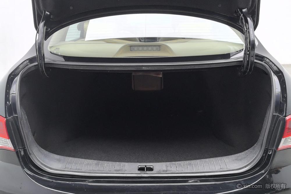 Nissan Sylphy 2012 Classic 1.6XE Manual Comfort – фото 23