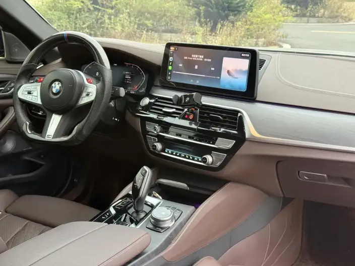 BMW 5 Series 2023 Model 530Li Exclusive Model M Sports Set – фото 8