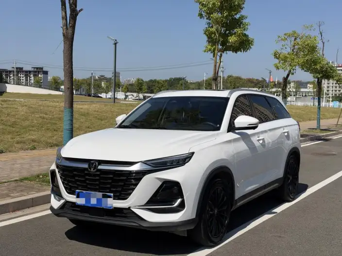 Changan CS75 2026 Model PRO 1.5T DCT Exclusive Model 7 seat – фото 1