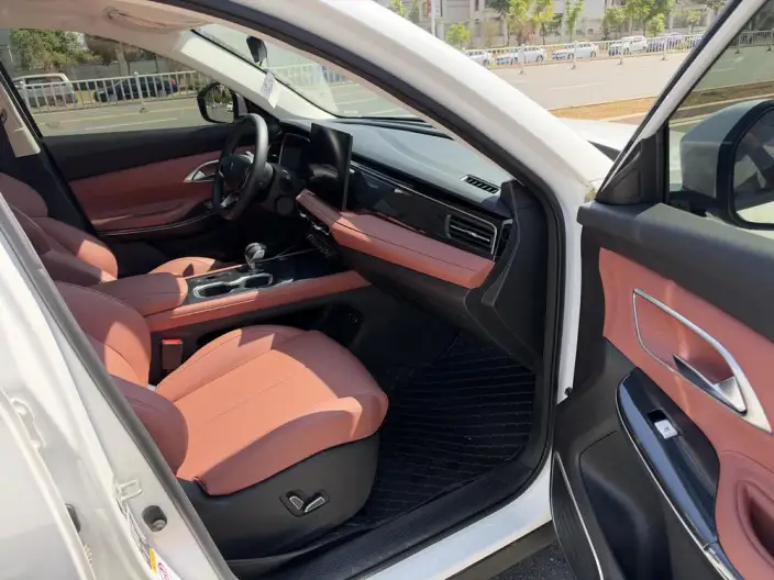 Changan CS75 2026 Model PRO 1.5T DCT Exclusive Model 7 seat – фото 9