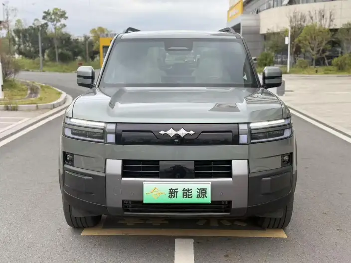 Titan 7 PHEV 2025 Model 200KM 2WD Max Edition – фото 2