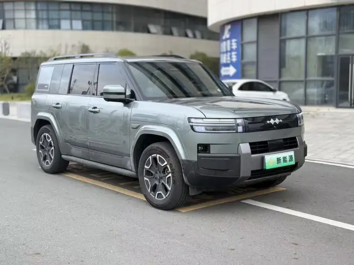Titan 7 PHEV 2025 Model 200KM 2WD Max Edition – фото 3