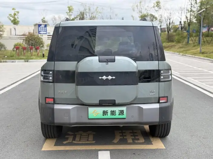 Titan 7 PHEV 2025 Model 200KM 2WD Max Edition – фото 5