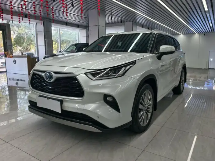 Toyota Highlander 2023 Model Hybrid 2.5L 4WD Premium Edition 7 seat – фото 1