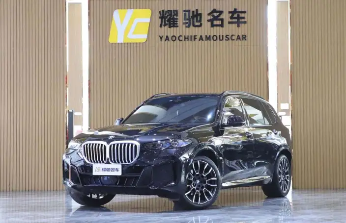 BMW X5 2025 Model xDrive40Li M Sports Night Set – фото 1