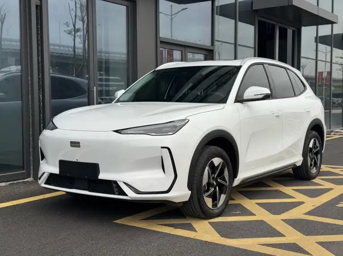 Geely Galaxy E5 2026 Model 530km Tiggo Edition – фото 1