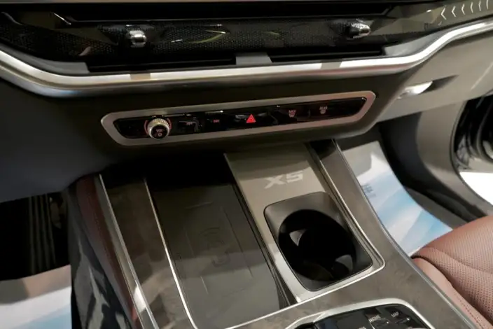 BMW X5 2023 Model xDrive30Li Exclusive Model M Sports Night Set – фото 6