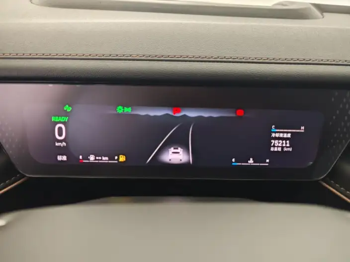 Mocha 2021 Model 2.0T 2WD Strong Edition – фото 8