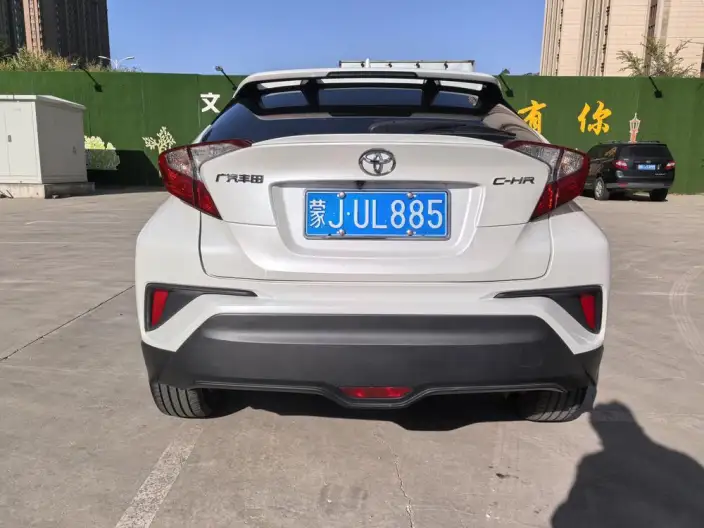 Toyota C-HR 2022 Model 2.0L Leading version – фото 5