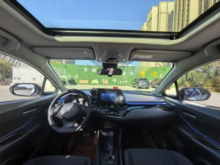 Toyota C-HR 2022 Model 2.0L Leading version – фото 7