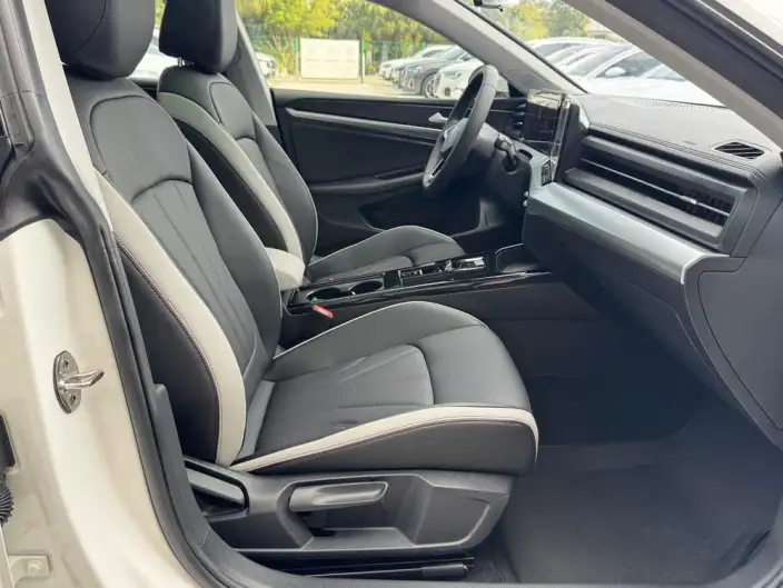 Volkswagen Lamando 2022 Model Volkswagen Lamando L 280TSI DSG Hot version – фото 8