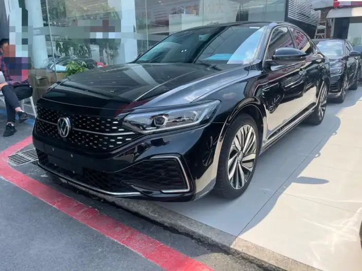 Volkswagen Passat 2022 Model 330TSI Starry sky Deluxe Edition – фото 1