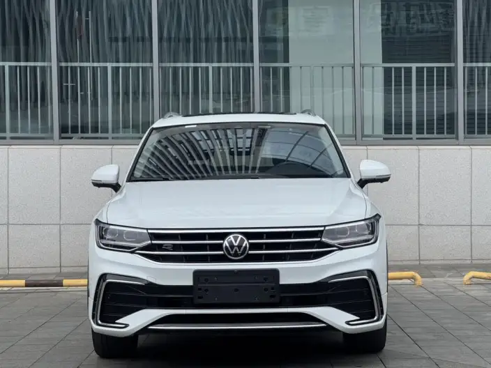 Volkswagen Tiguan L 2023 Model 330TSI 2WD R-Line Enjoy the version more – фото 2