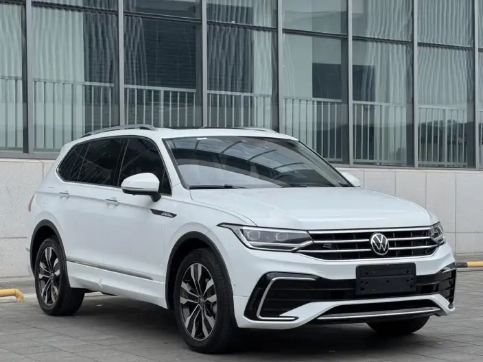 Volkswagen Tiguan L 2023 Model 330TSI 2WD R-Line Enjoy the version more – фото 3