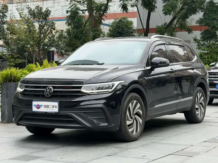 Volkswagen Tiguan L 2024 Model 300TSI 2WD Smart Edition – фото 1