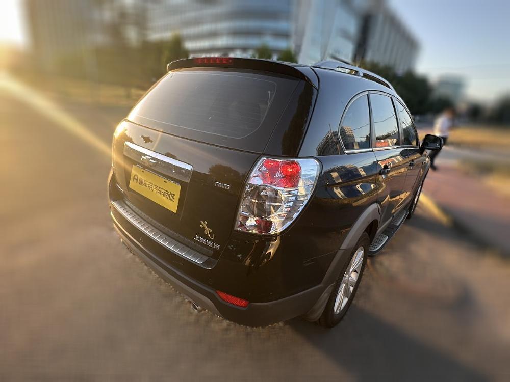 Chevrolet Captiva 2014 2.4L AWD Flagship 7-Seater – фото 2