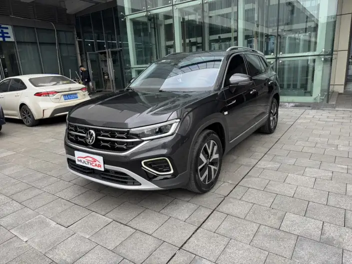 Volkswagen Tayron 2023 Model 280TSI 2WD Luxury Plus Advanced version – фото 1