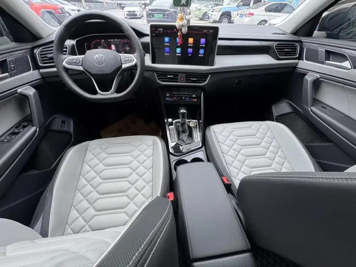 Volkswagen Tayron 2023 Model 280TSI 2WD Luxury Plus Advanced version – фото 8