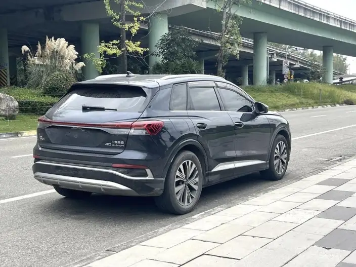 Audi Q4 e-tron 2023 Model 40 e-tron Chuangxing Edition – фото 5