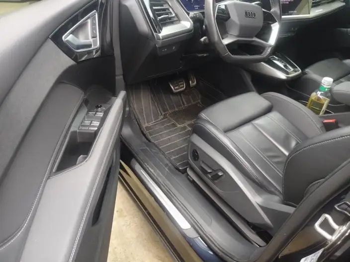 Audi Q4 e-tron 2023 Model 40 e-tron Chuangxing Edition – фото 6