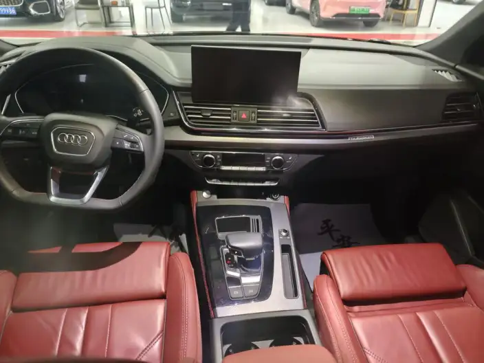 Audi Q5L 2023 Model 40T Luxury Dynamic Model – фото 7