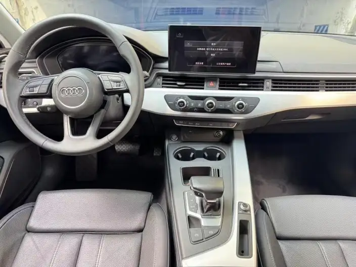 Audi A4 L 2024 Model 40 TFSI Luxury Dynamic Model – фото 9