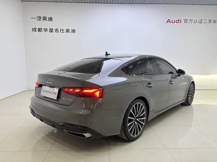 Audi A5 2024 Model Sportback 40 TFSI quattro Luxury Dynamic Model – фото 4