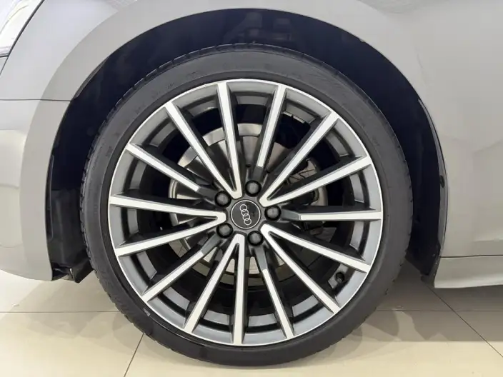 Audi A5 2024 Model Sportback 40 TFSI quattro Luxury Dynamic Model – фото 6