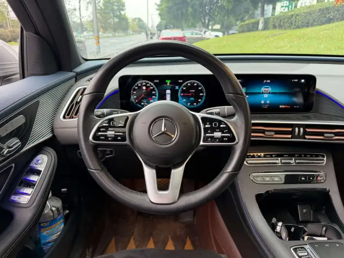 Mercedes-Benz EQC 2022 Model EQC 400 4MATIC – фото 9