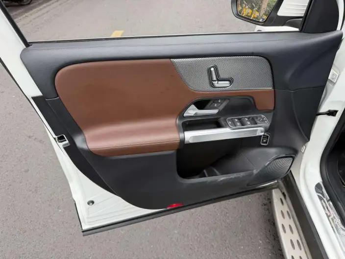 Mercedes-Benz GLB 2024 Model GLB 200 Fashion Model – фото 7