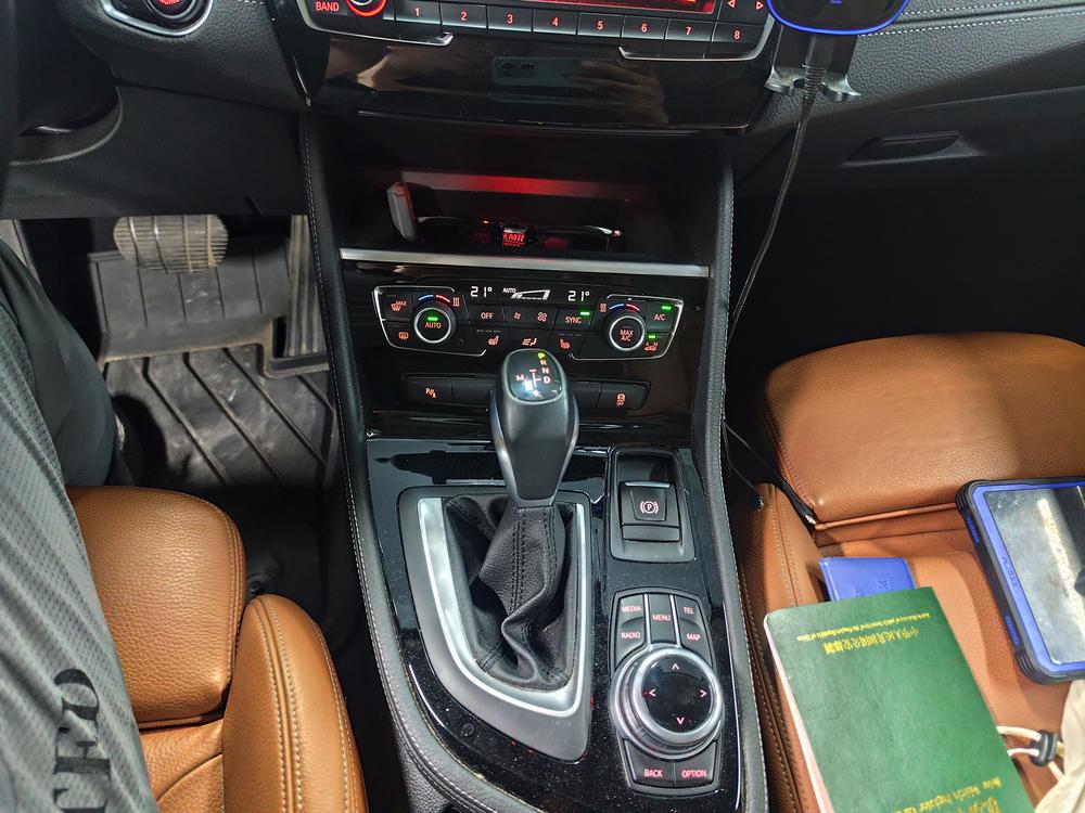 BMW 2 Series Active Tourer 2016 модификация 220i Luxury Design Set – фото 9