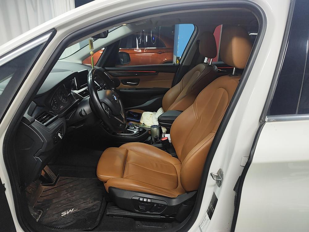BMW 2 Series Active Tourer 2016 модификация 220i Luxury Design Set – фото 10