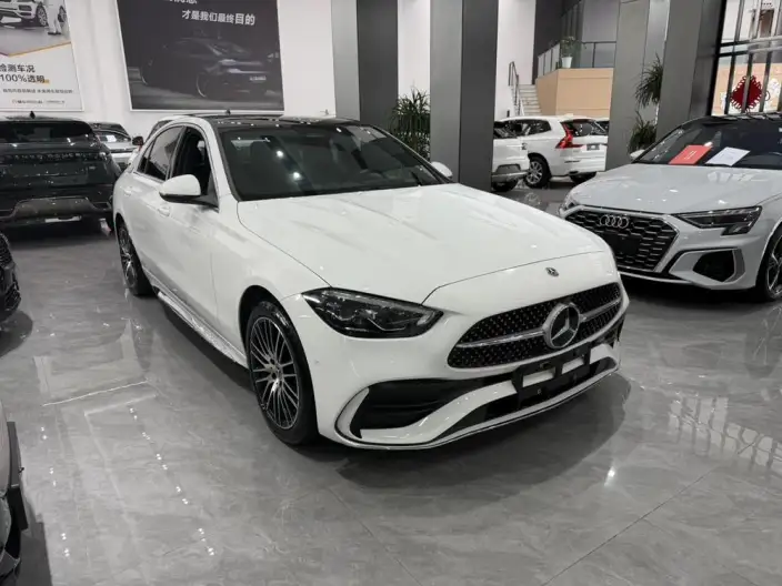 Mercedes-Benz C-Class 2022 Model C 260 L Sports Edition – фото 3