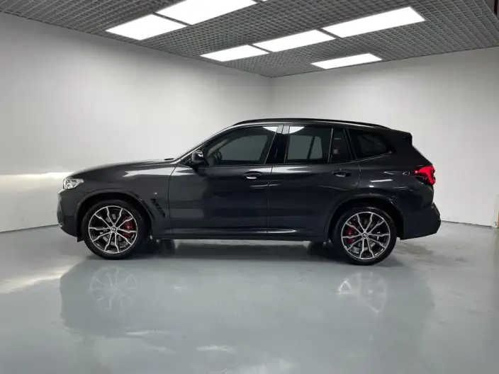BMW X3 2022 Model xDrive30i Leading Model M Night Set – фото 4