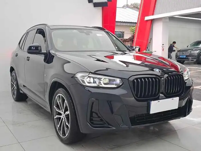 BMW X3 2023 Model xDrive30i Leading Model M Night Set – фото 3