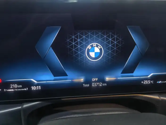 BMW 3 Series 2025 Model 330Li M Sports Night Set – фото 8