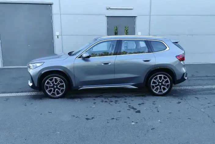 BMW X1 2026 Model sDrive25Li X Design Set – фото 3