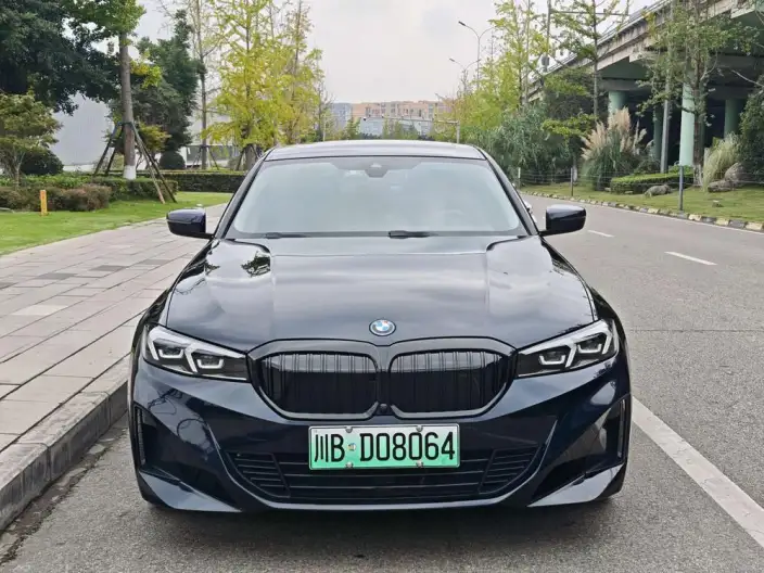 BMW i3 2023 Model eDrive35L – фото 2