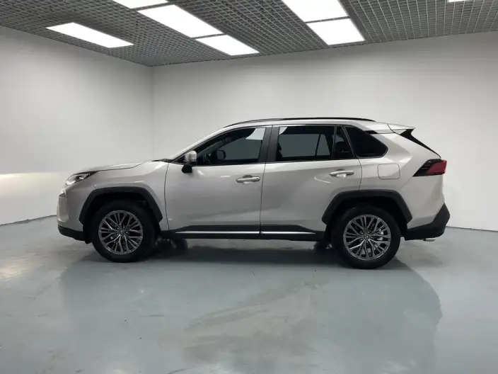 Toyota Wildlander 2023 Model 2.0L 2WD Luxury PLUS Edition – фото 4